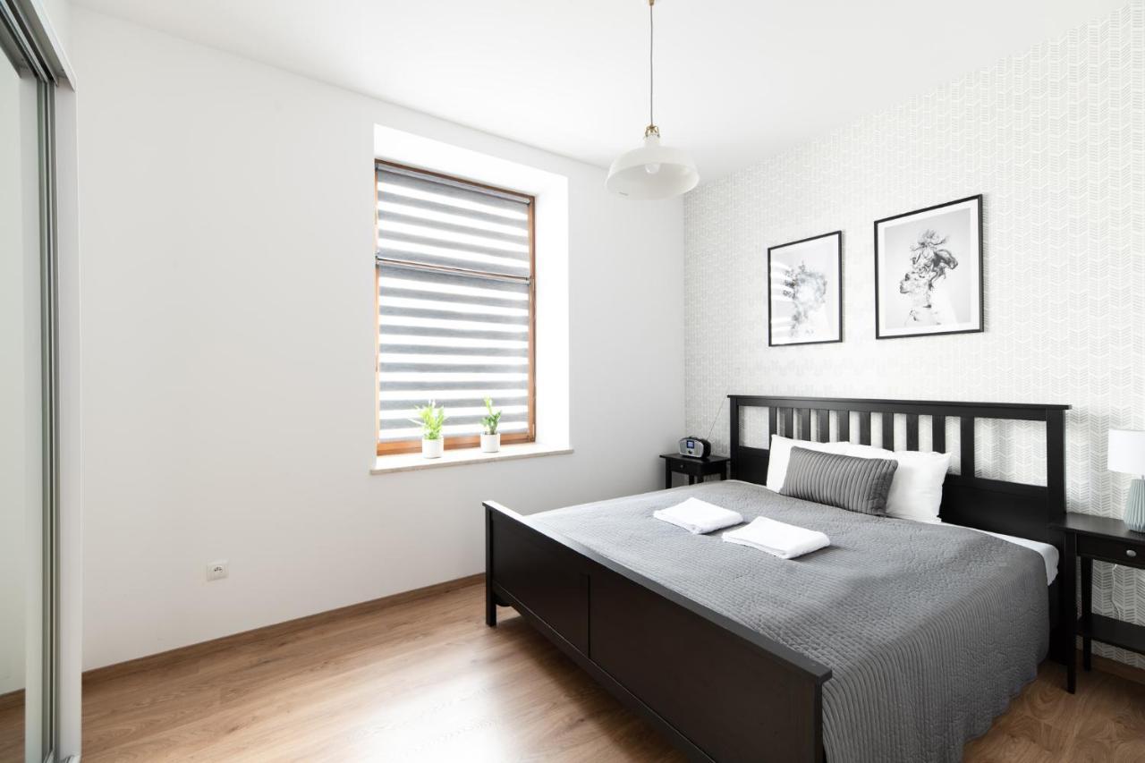 Neo Unique & Bright Apartments, Free Parking, 15Min Old Town & Kazimierz - By Homelike Krakow Cracóvia Exterior foto