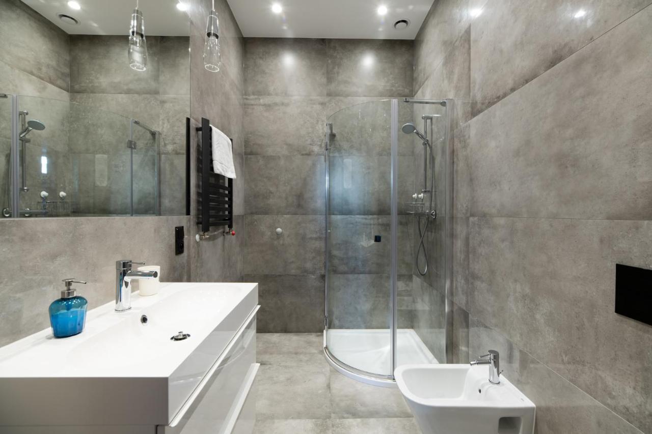 Neo Unique & Bright Apartments, Free Parking, 15Min Old Town & Kazimierz - By Homelike Krakow Cracóvia Exterior foto